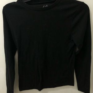 Basic black long sleeve shirt